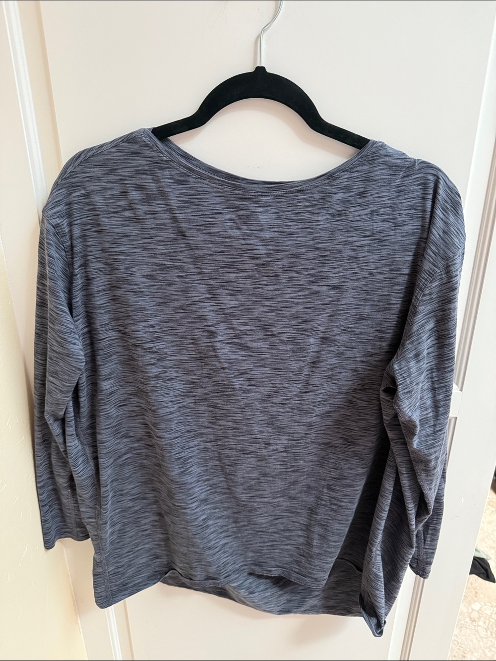 lululemon grey heather back in action long sleeve